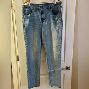 Old Navy Men’s Athletic Taper Jeans With Built in Flex.  99% cotton. Size 38x36.